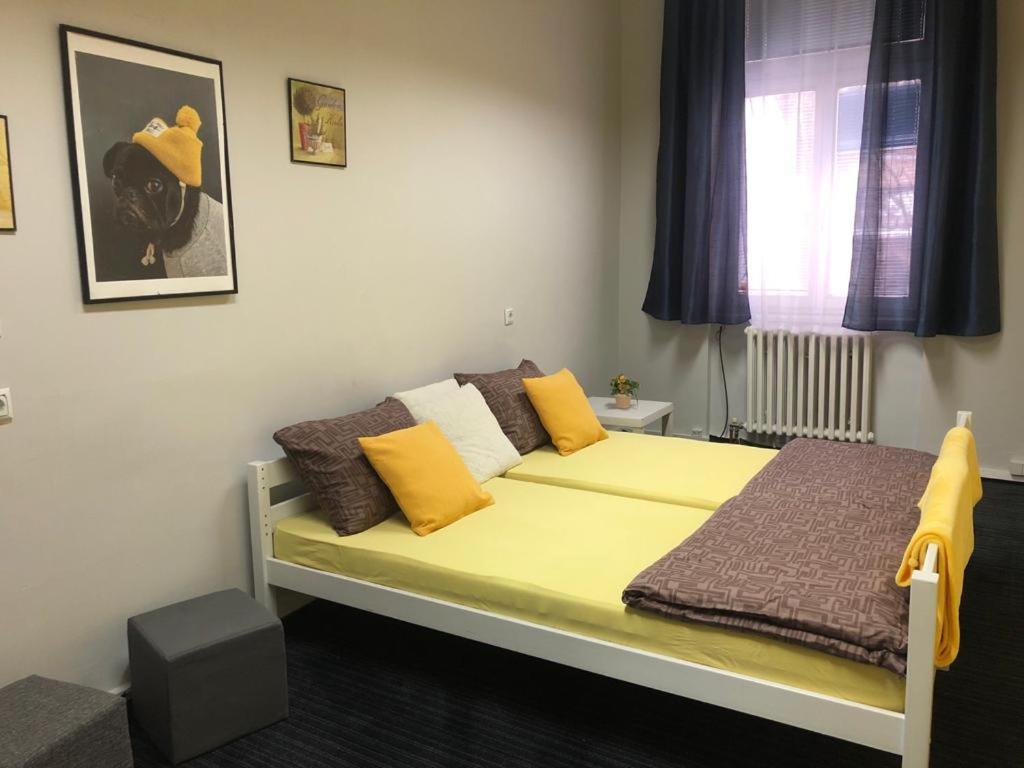 Spacious Tuzlaks Apartments Sarajevo Ferhadija Exterior foto